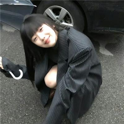 毛衣女郎